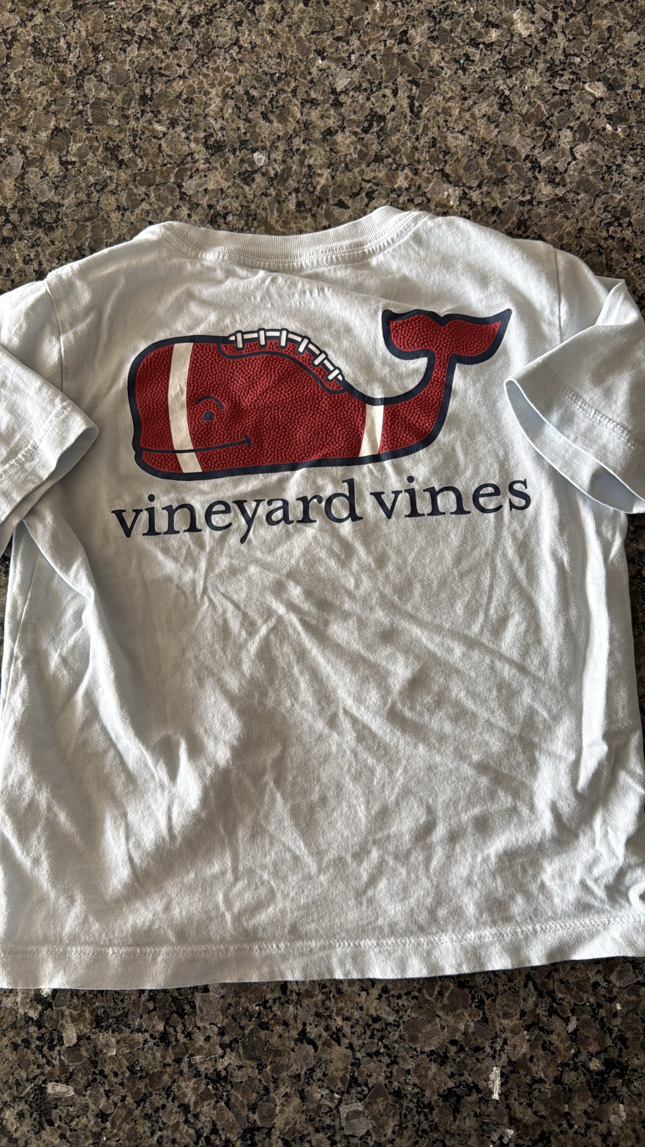 Vineyard Vines 3t