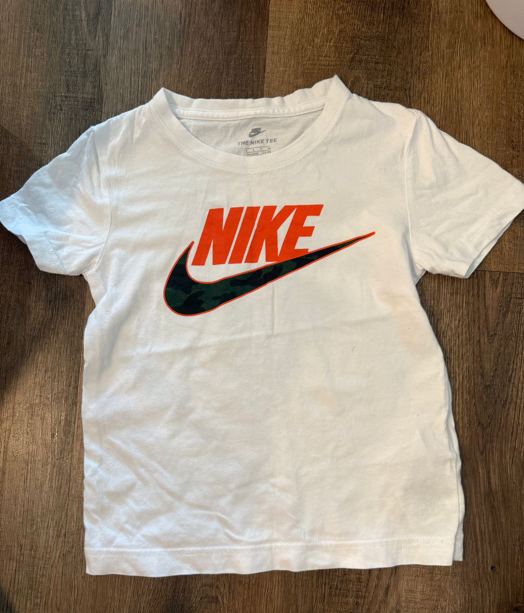 Nike Youth Small
