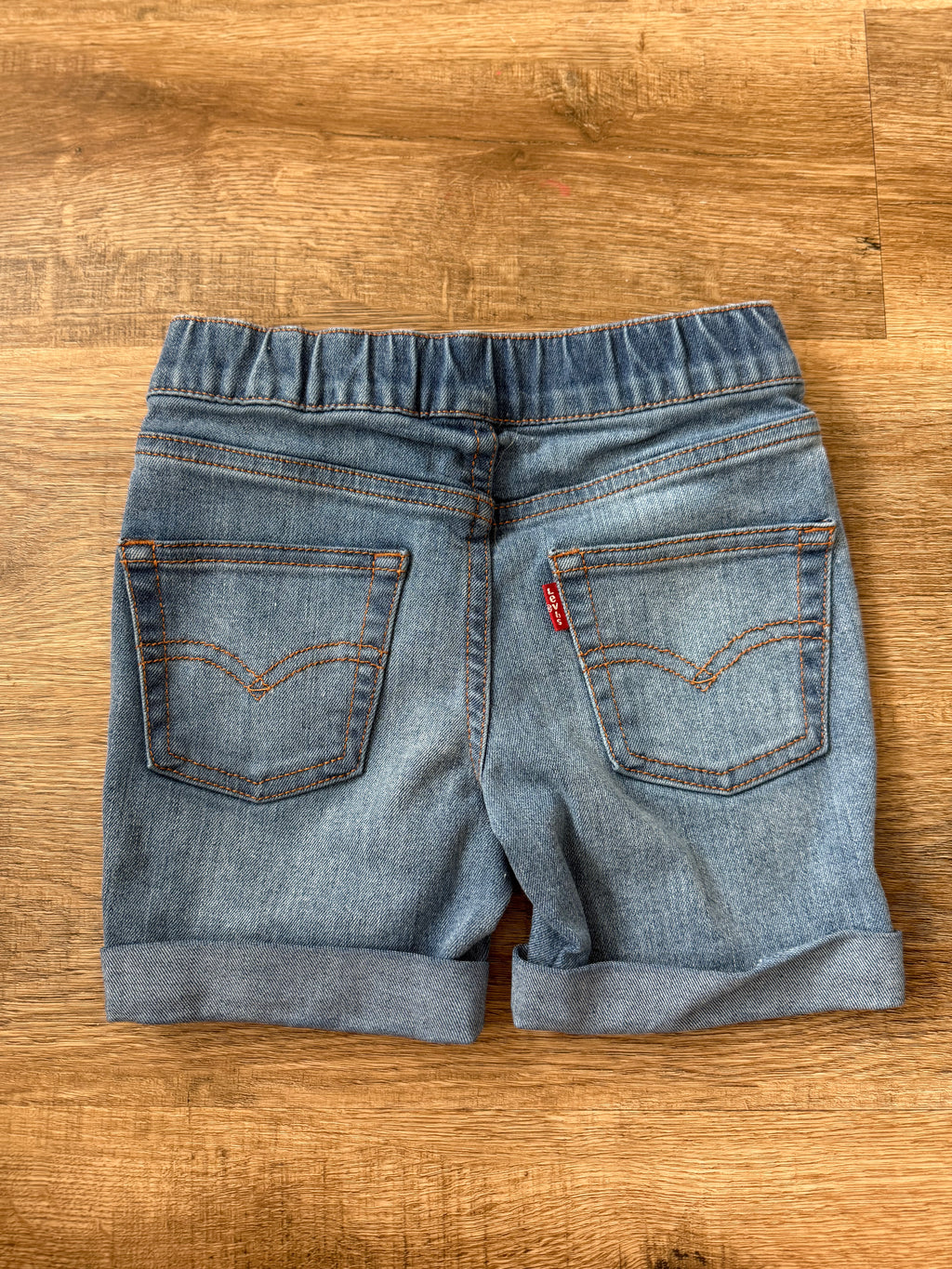 Levi's 2t