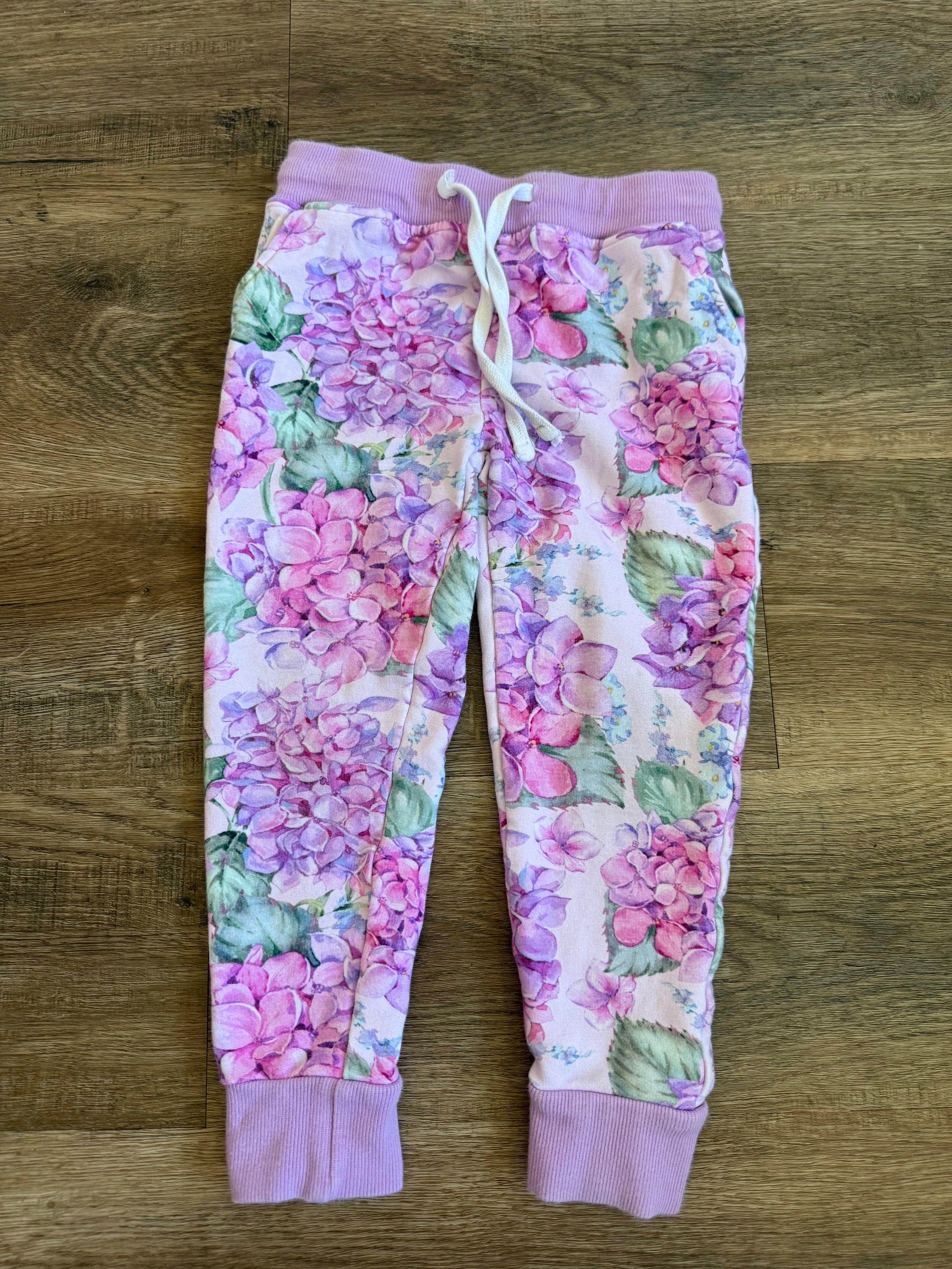 Bums and Roses 3t